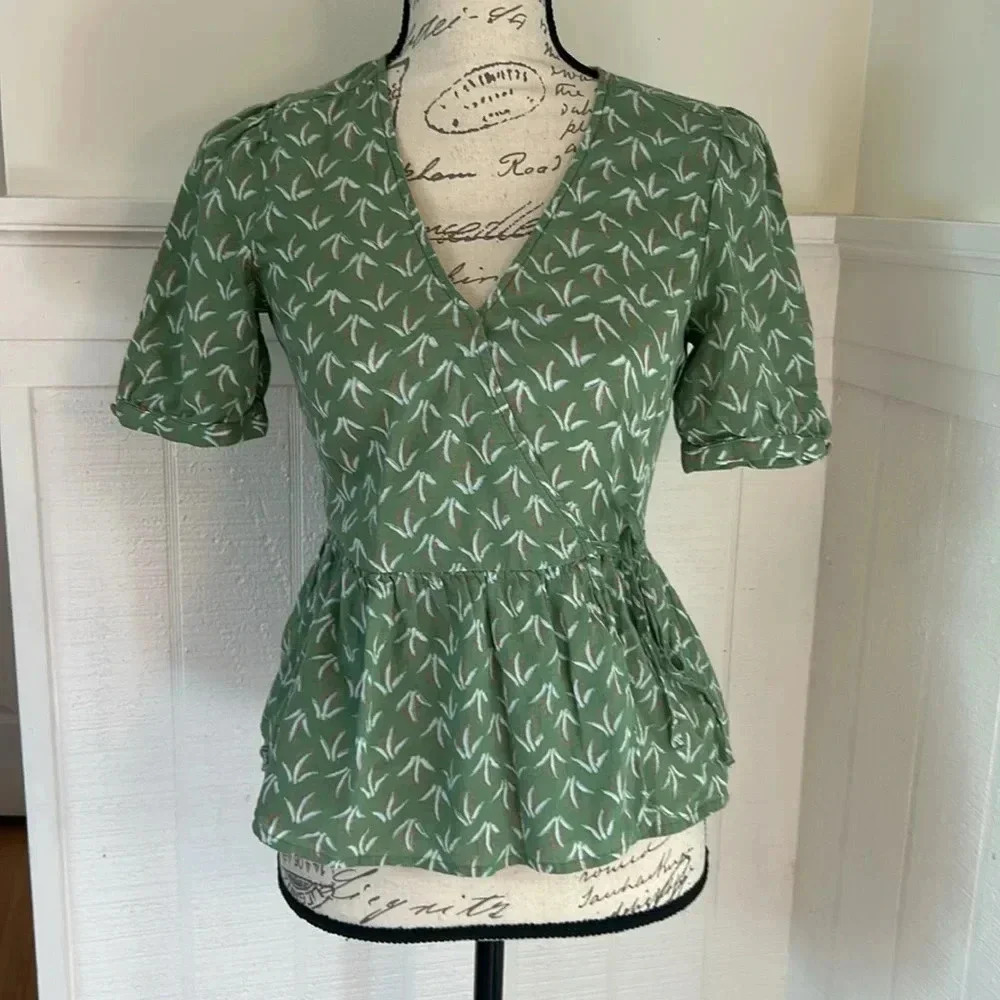 Lucky Brand Green Wrap Blouse XS 100% Cotton Natural Fibers - Picture 2 of 11